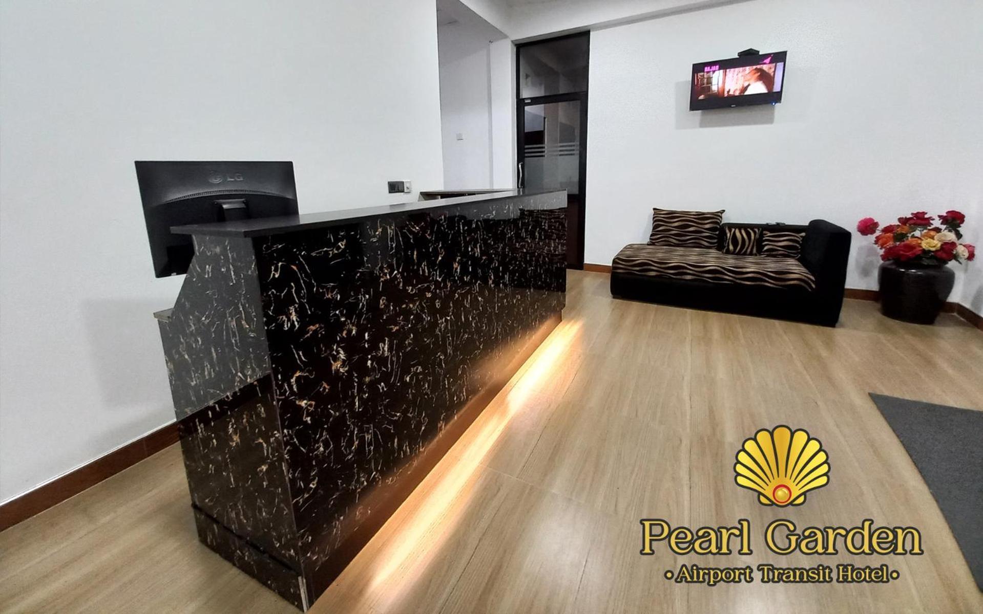 Airport Pearl Garden Transit Hotel Katunayake Exterior photo